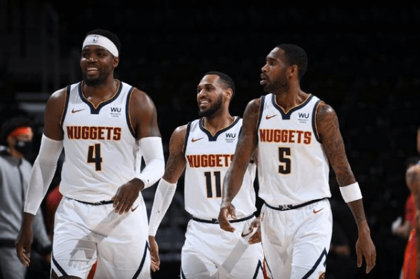 衣室薪酬结 衣室薪酬结