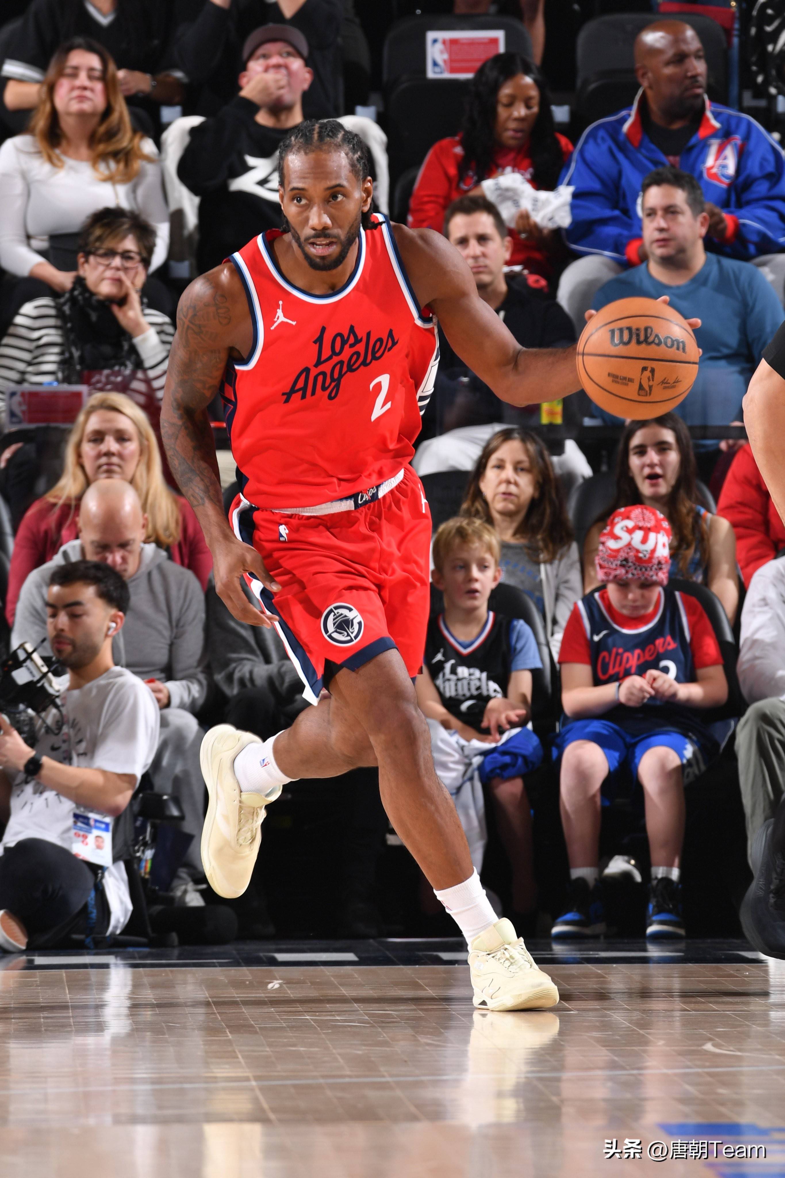 他以更快的 他以更快的